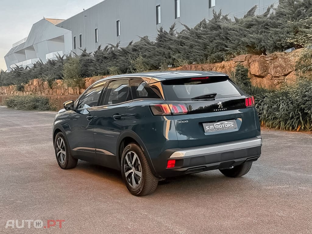 Peugeot 3008 PureTech 130 Stop & Start GPF EAT8 Active Pack