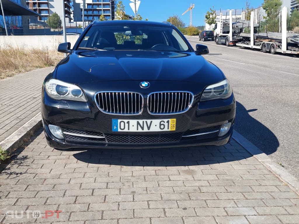 BMW 520 Luxury Line Auto
