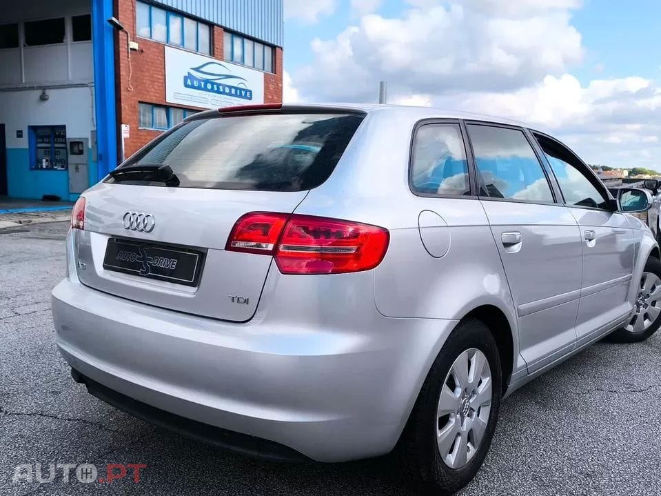 Audi A3 Sportback 1.6 TDI Attraction Business Line