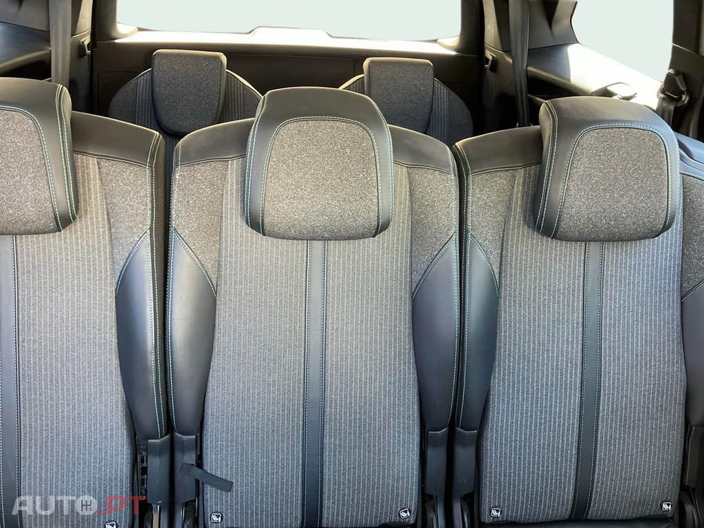 Peugeot 5008 1.5 BlueHDi Allure EAT8