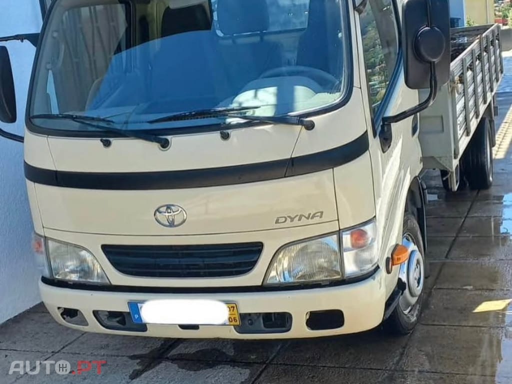Toyota Dyna M Dyna 3.0 D-4D M35.33 (KDY251)-SD