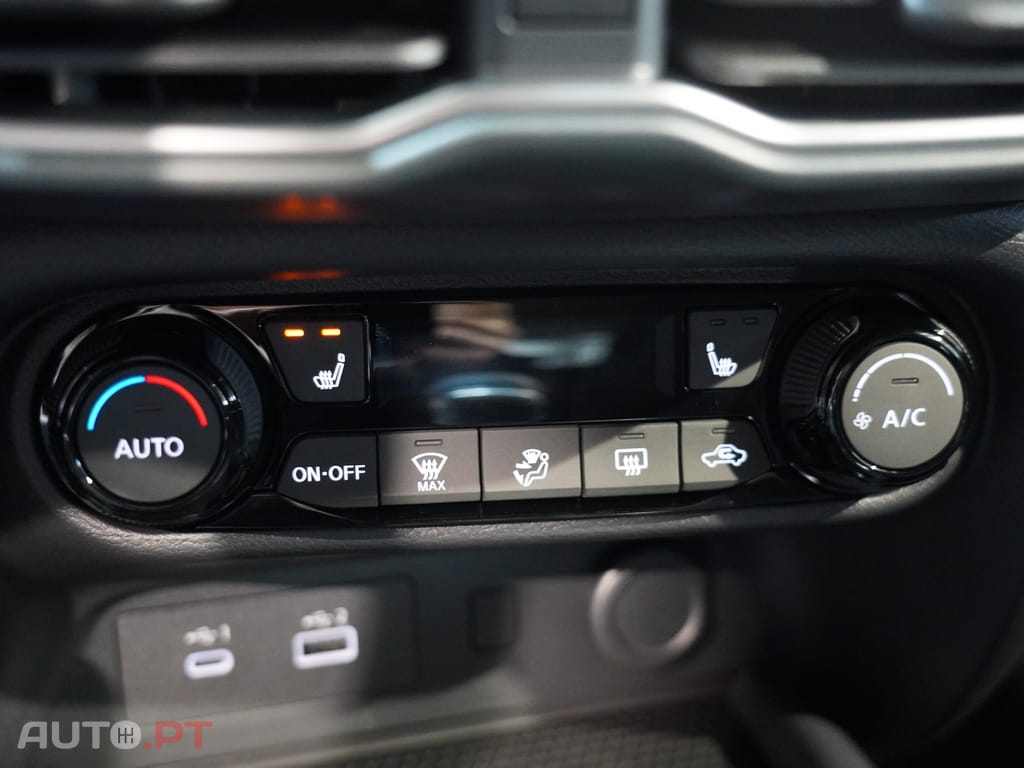 Nissan Juke 1.0 DIG-T Acenta+ DCT