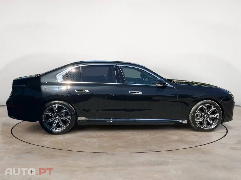 BMW 750 e xDrive