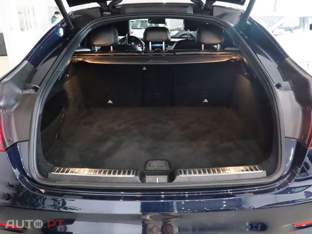 Mercedes-Benz GLC 300 de Coupé 4Matic AMG