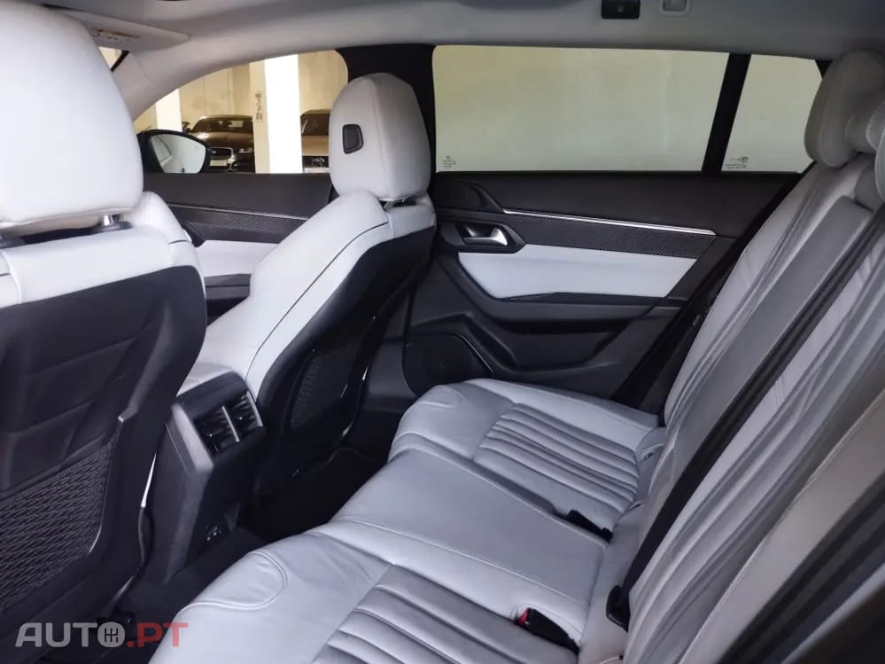 Peugeot 508 SW 1.6 Hybrid Allure e-EAT8