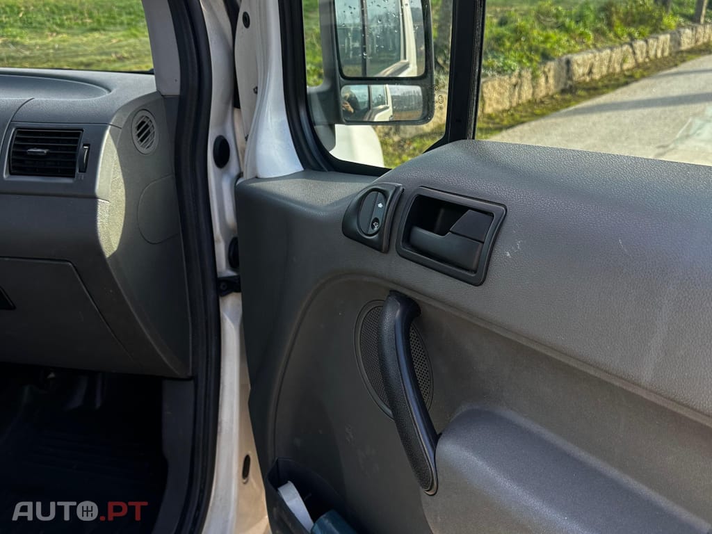Ford Transit Connect 1.8 TDdi Longa