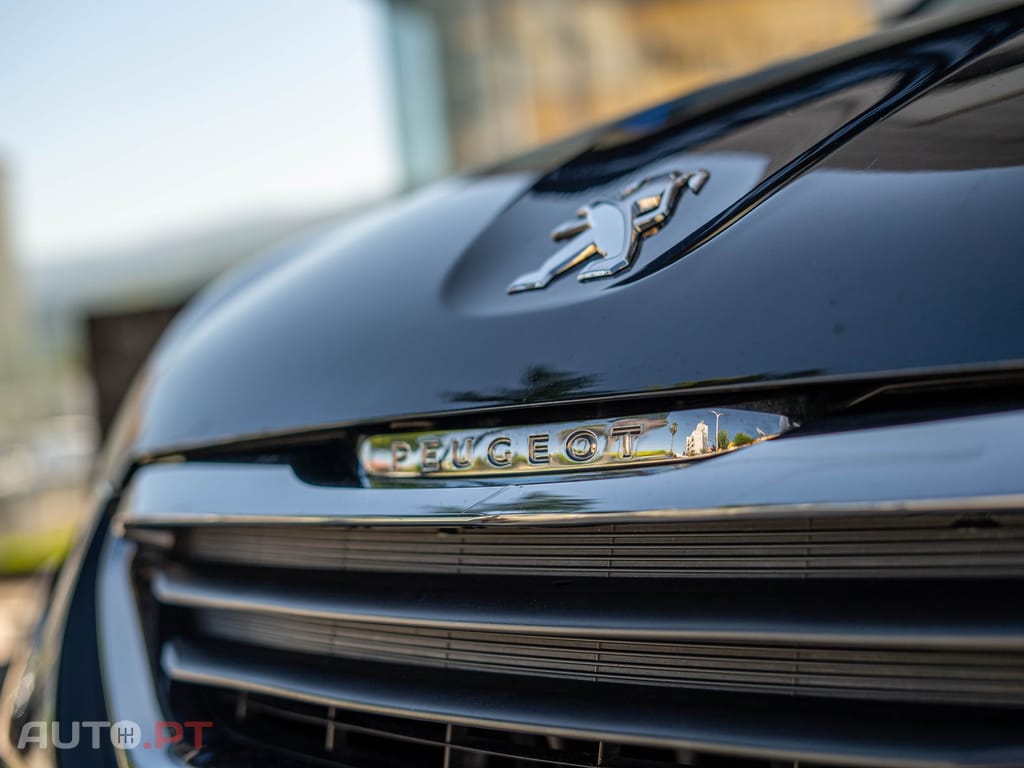Peugeot 2008 1.2 PureTech Style
