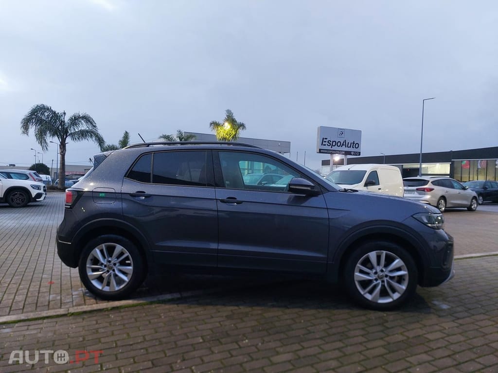 Volkswagen T-Cross 1.0 TSI Urban DSG
