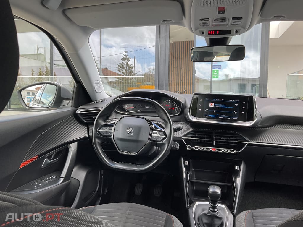 Peugeot 2008 1.2 PureTech Active Pack
