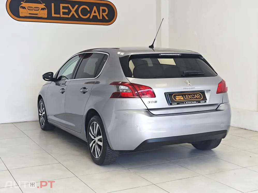 Peugeot 308 PureTech 130 EAT8 Allure Pack