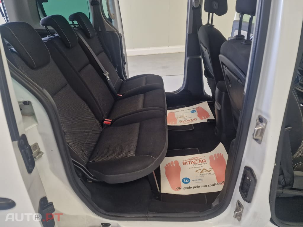 Renault Kangoo COMBI 1.5 DCI LUGARES 5