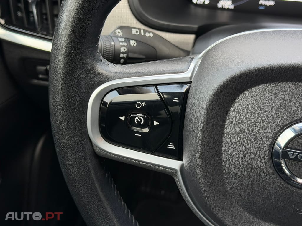 Volvo V90 2.0 T8 PHEV Inscription AWD