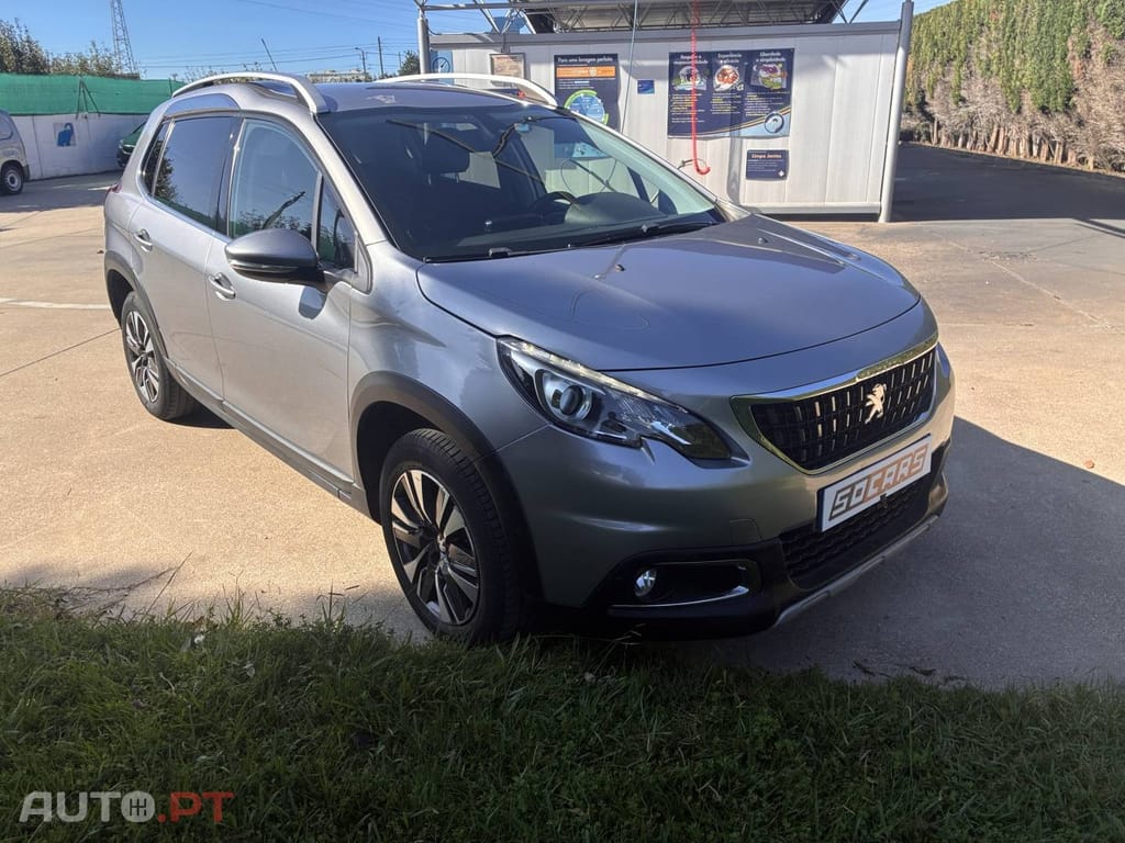 Peugeot 2008 1.2 PureTech Allure