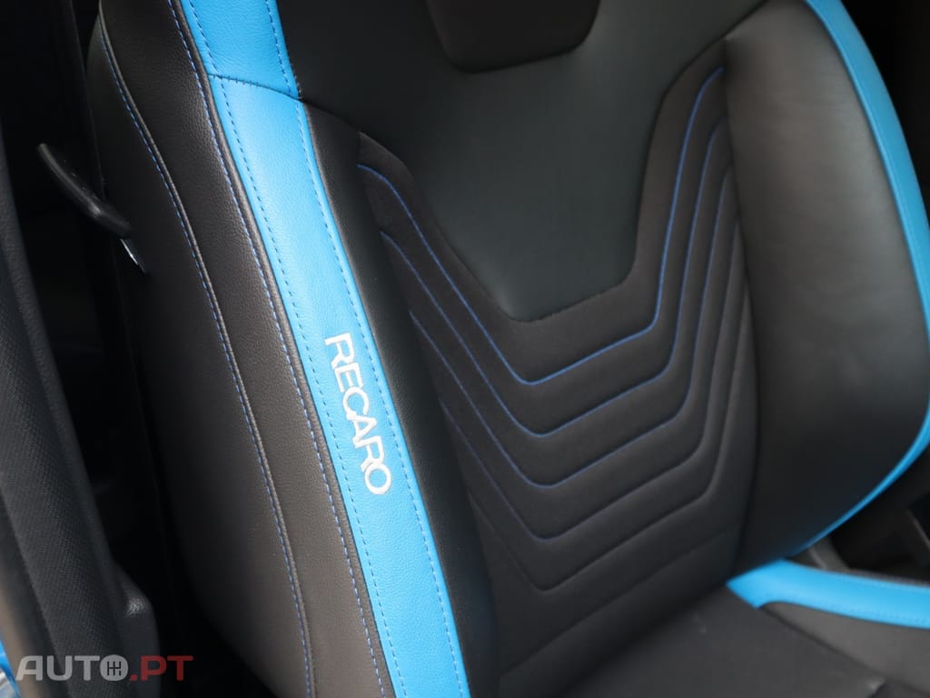 Ford Focus 2.3 EcoBoost RS Pack Performance