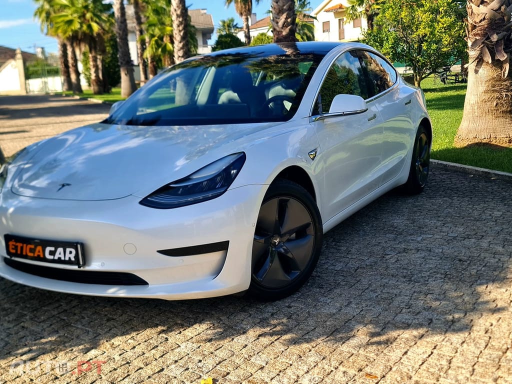Tesla Model 3 Tração Traseira Premium