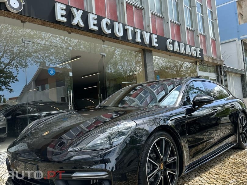 Porsche Panamera 4 E-Hybrid