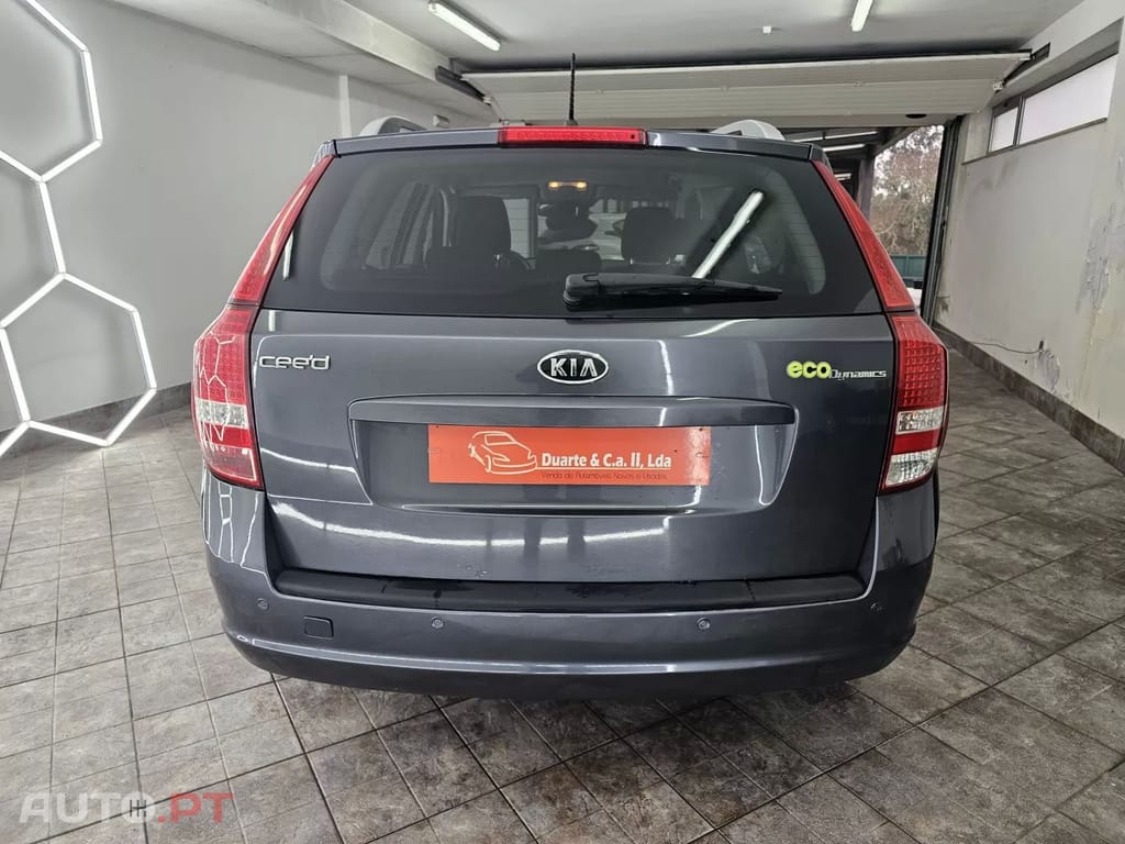 Kia Ceed SW 1.4 CVVT EX ISG