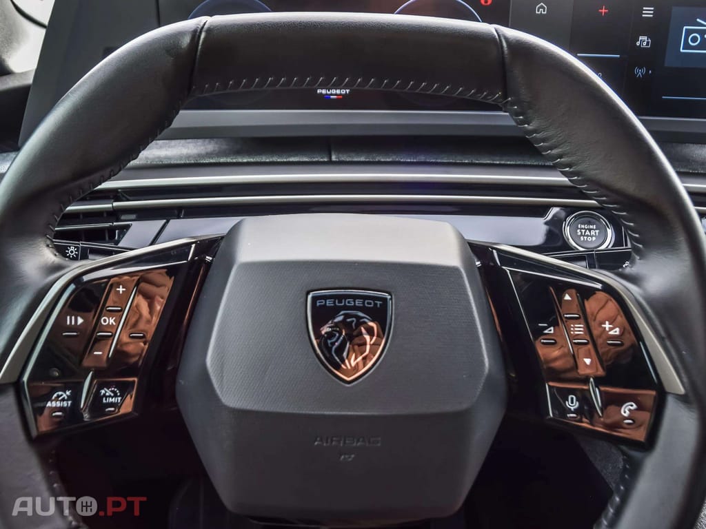 Peugeot 3008 1.2 Hybrid Allure e-DCS6