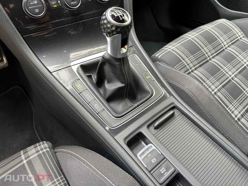 Volkswagen Golf GTD BlueMotion