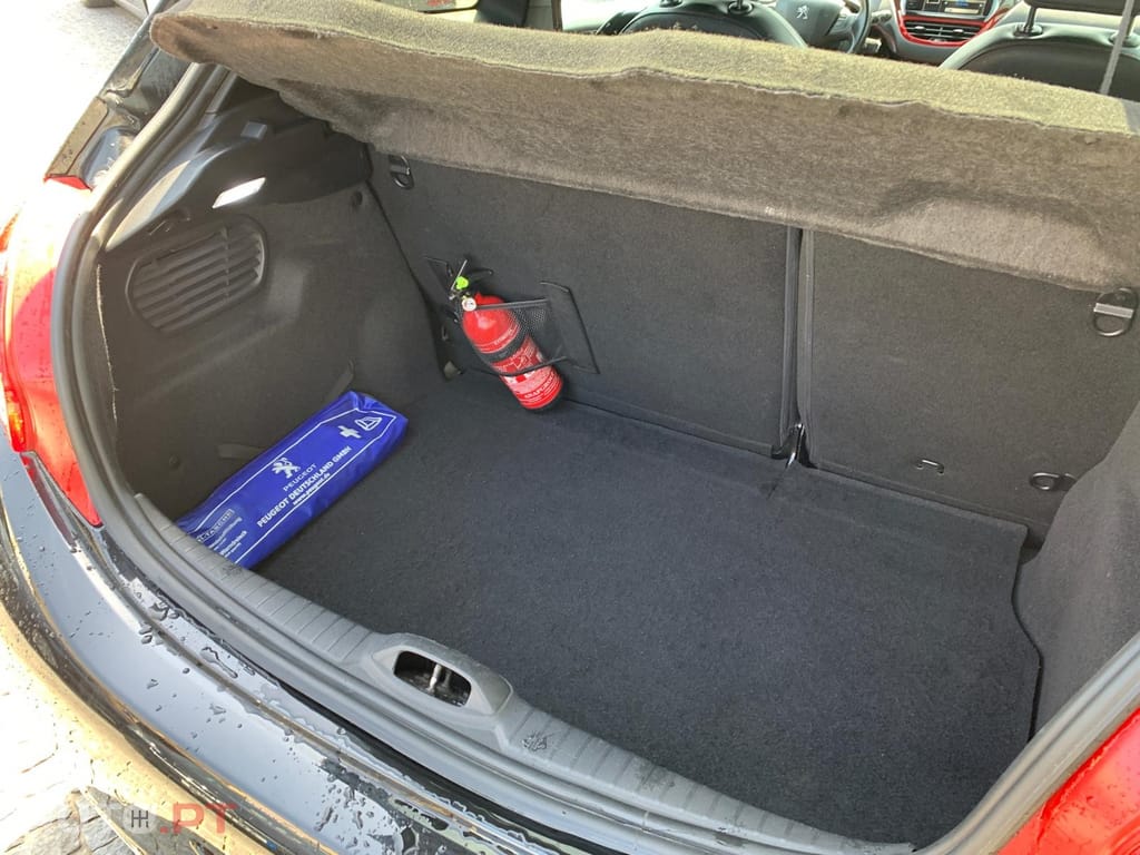 Peugeot 208 1.6 THP GTi