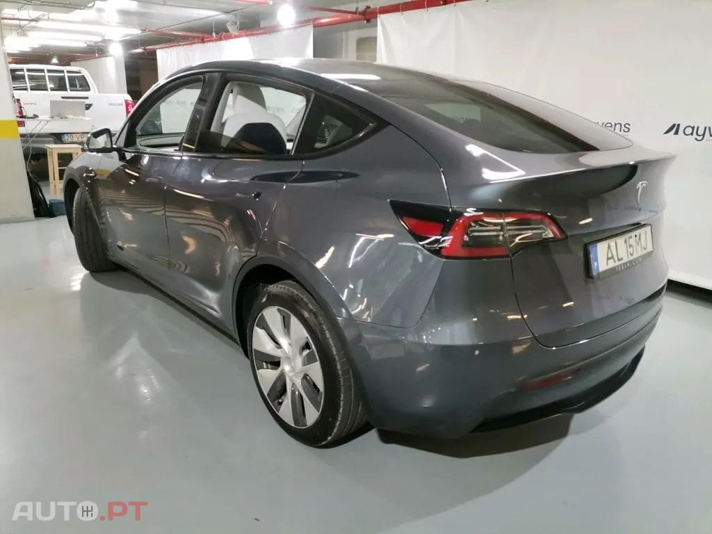 Tesla Model Y Long Range Tração Integral