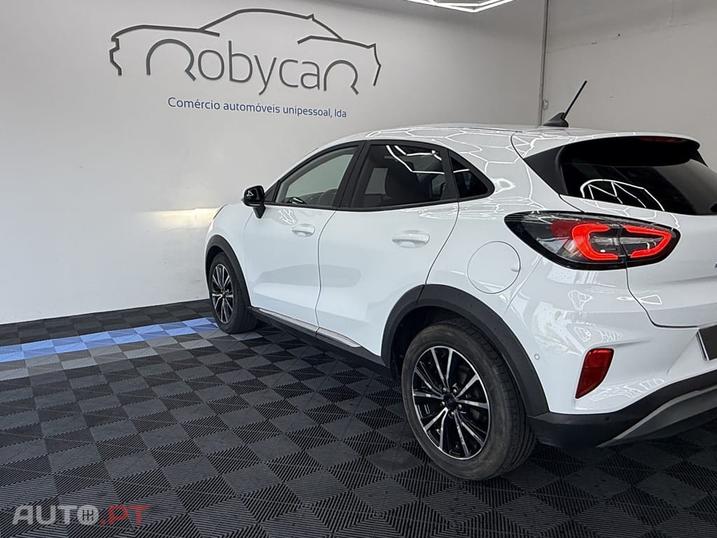 Ford Puma 1.0 EcoBoost MHEV Titanium Design