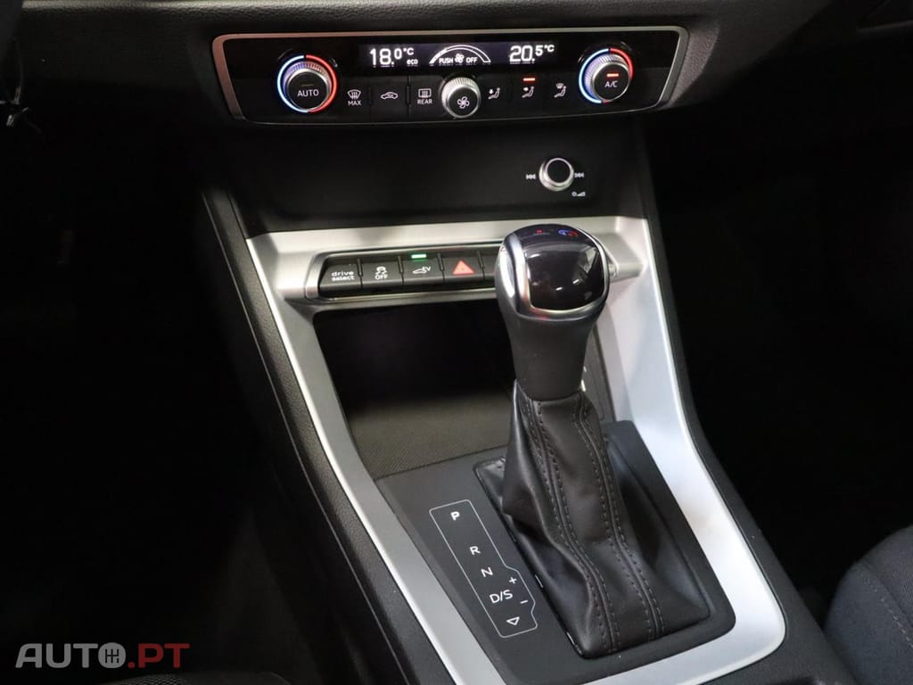 Audi Q3 45 TFSIe S tronic