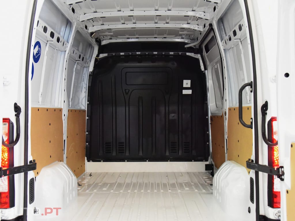 Renault Master 2.3 dCi L1H2 3.5T