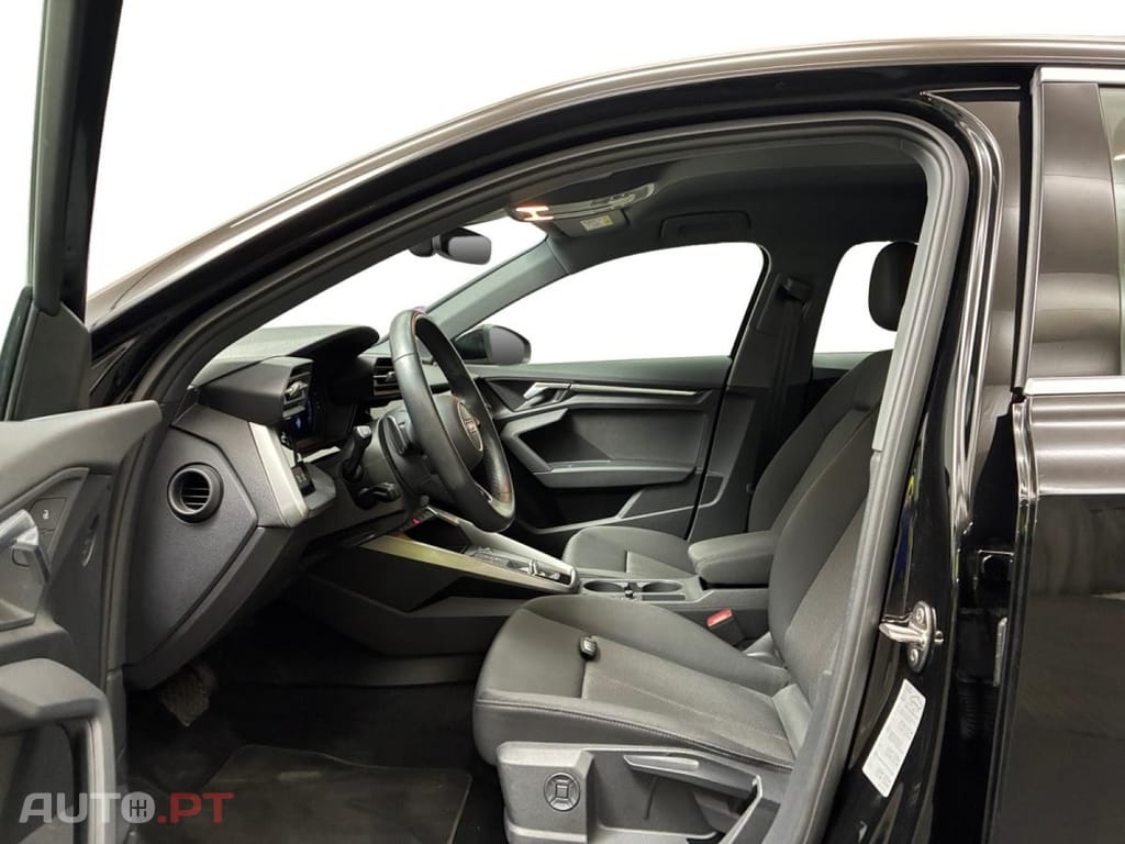 Audi A3 Sportback 40 TFSIe S Tronic Business Executive