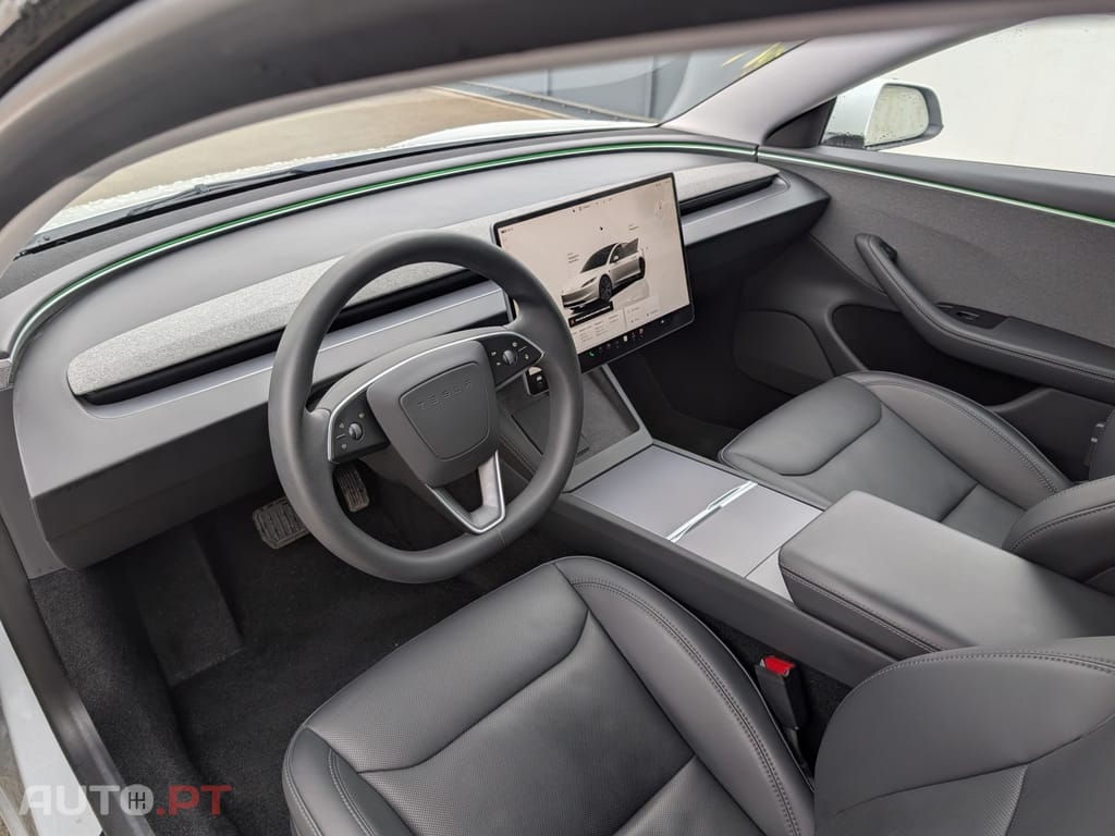 Tesla Model 3 Tração Traseira Premium