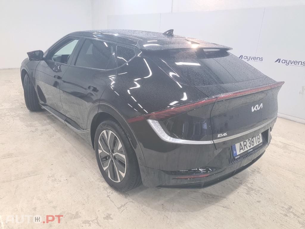 Kia EV6 77.4 kWh Earth