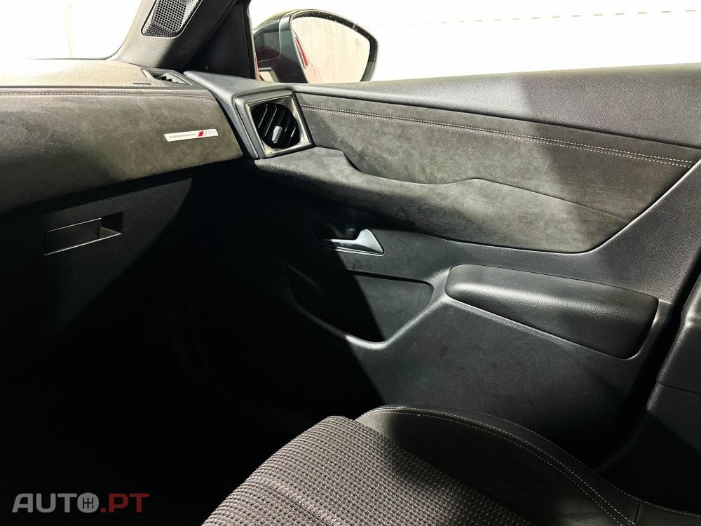 DS DS3 Crossback E-TENSE PERFORMANCE LINE +