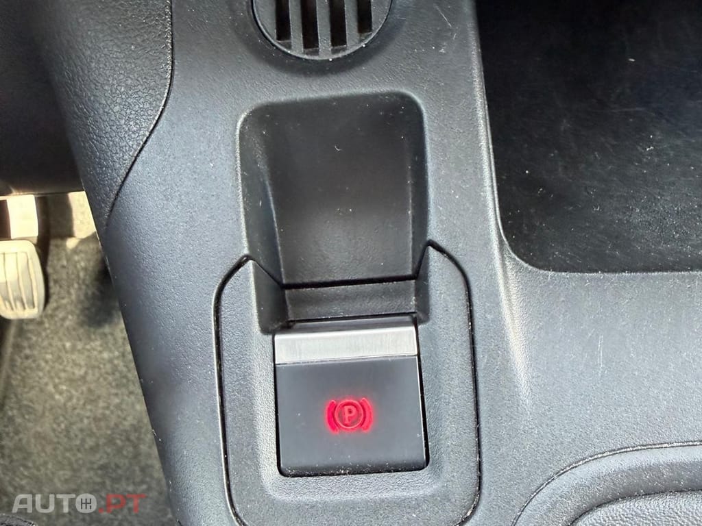 Opel Combo 1.5 D L2H1 Enjoy 102Cv | CARPLAY | IVA DEDUTÍVEL