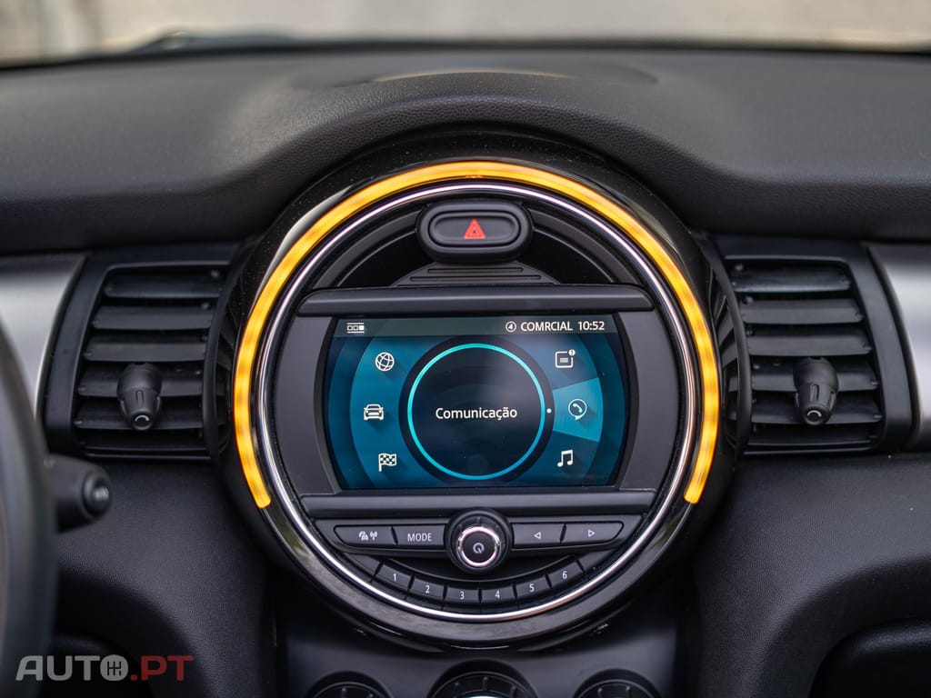 MINI Cabrio Cooper Premium Extra JCW Auto