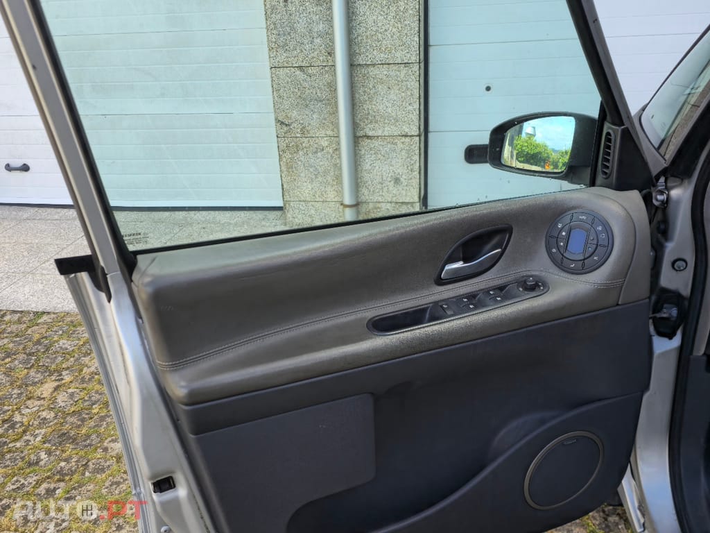 Renault Grand Espace Initiale Paris