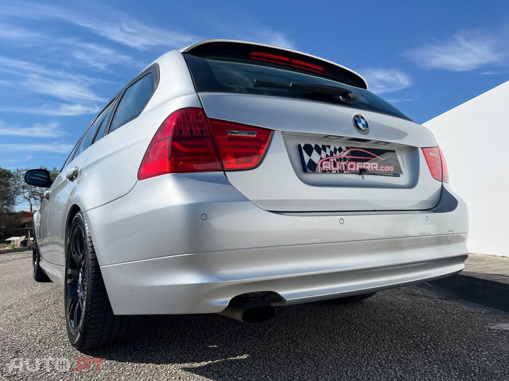 BMW 318 d Touring Line Sport