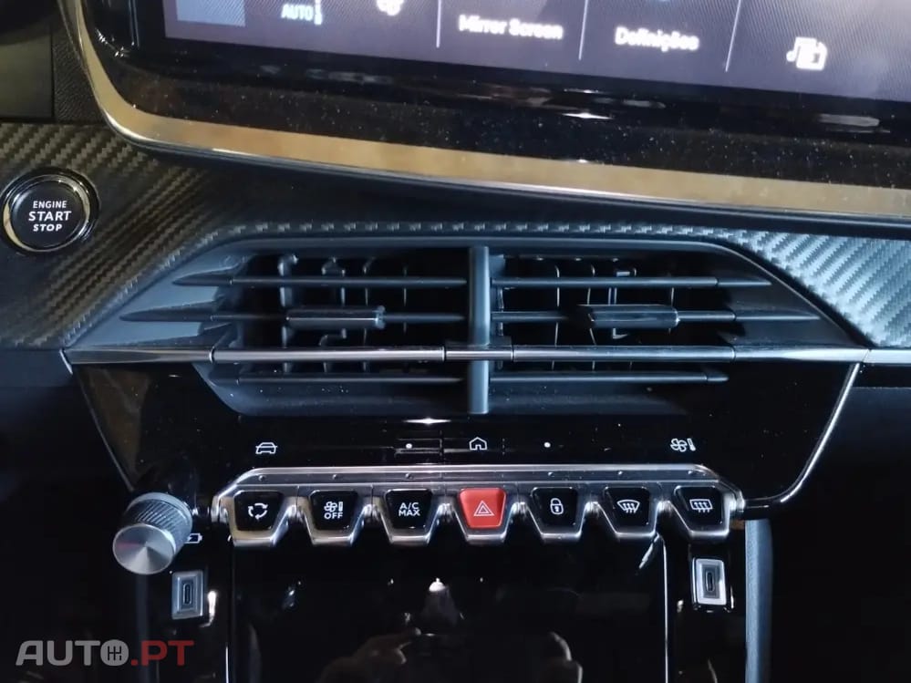 Peugeot E-2008 50 kWh Allure