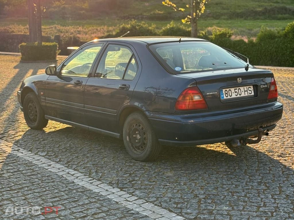 Honda Civic 1.4i