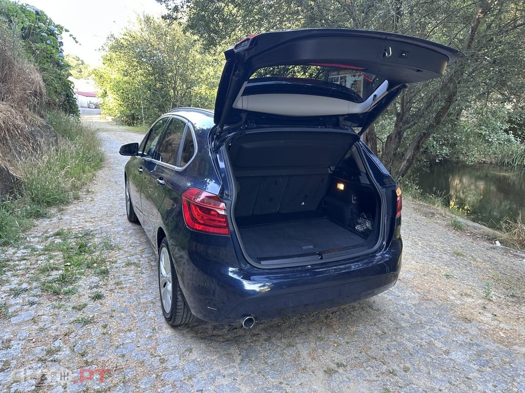 BMW 216 d Line Luxury