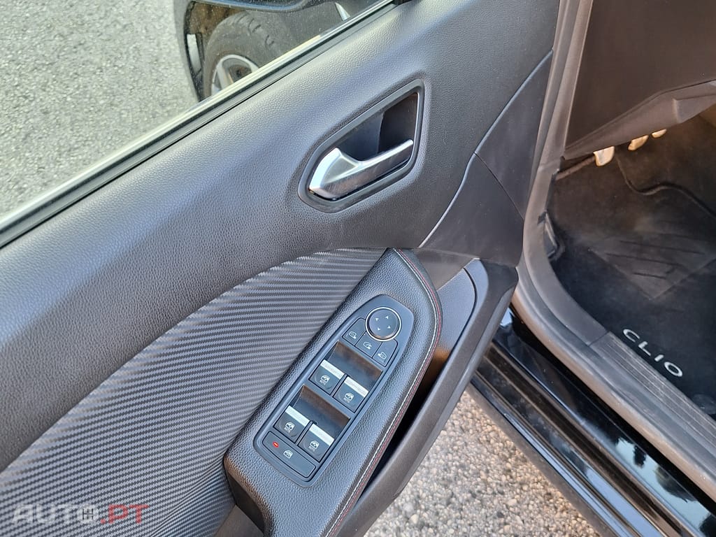 Renault Clio RS Line