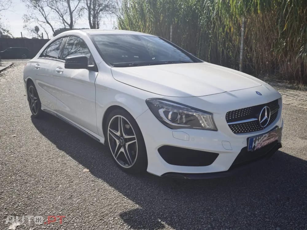 Mercedes-Benz CLA 200