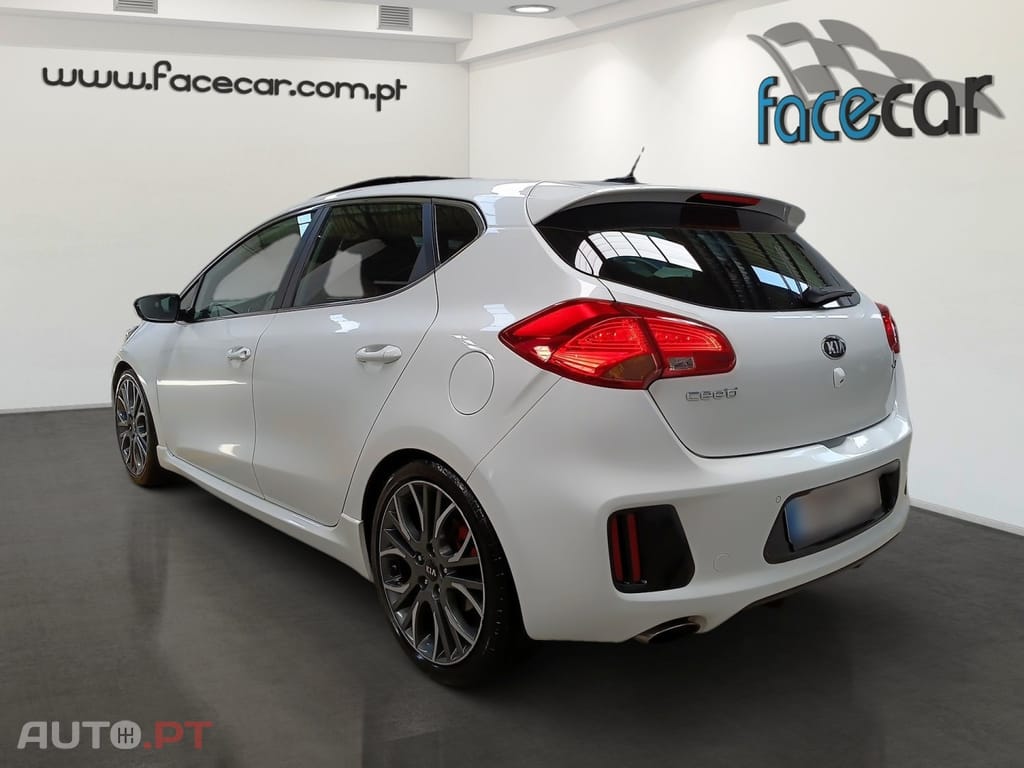 Kia Ceed 1.6 T-GDI GT TOP
