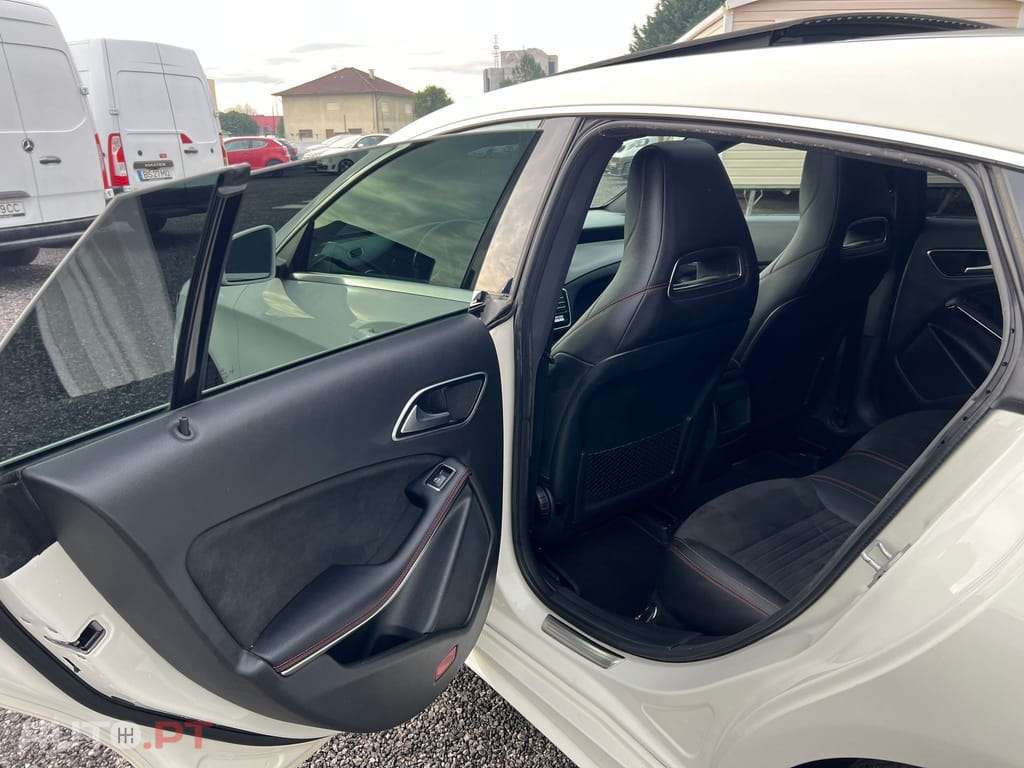 Mercedes-Benz CLA 220 CDi AMG Line Aut.