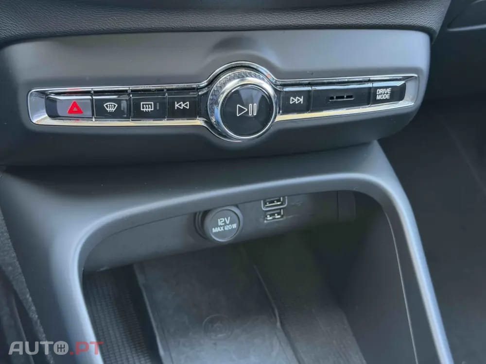 Volvo XC40 1.5 T3 Momentum Plus Geartronic
