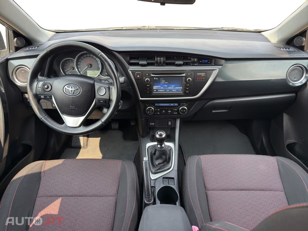 Toyota Auris 1.4 D-4D Exclusive