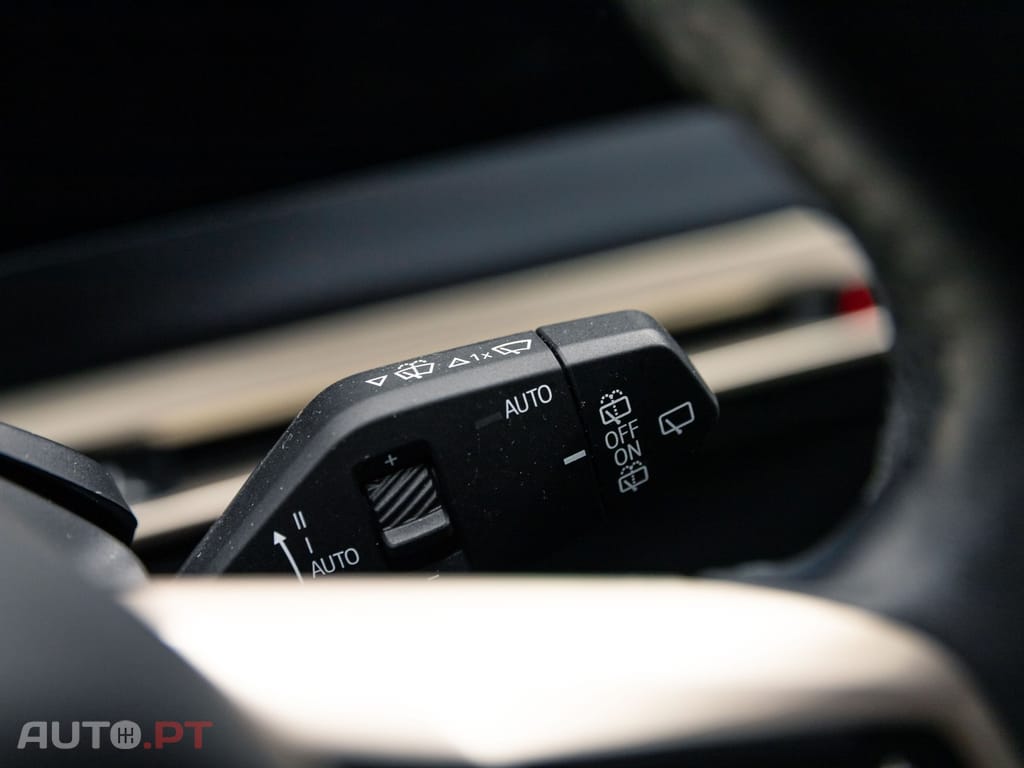 BMW iX xDrive 40
