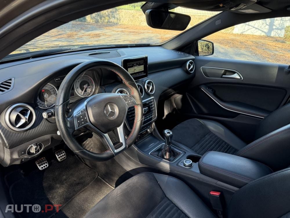 Mercedes-Benz A 160 d AMG Line
