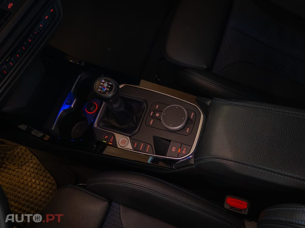 BMW 116 d Pack Desportivo M