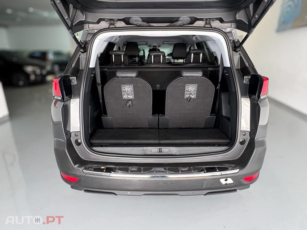 Peugeot 5008 1.5 BlueHDi Allure