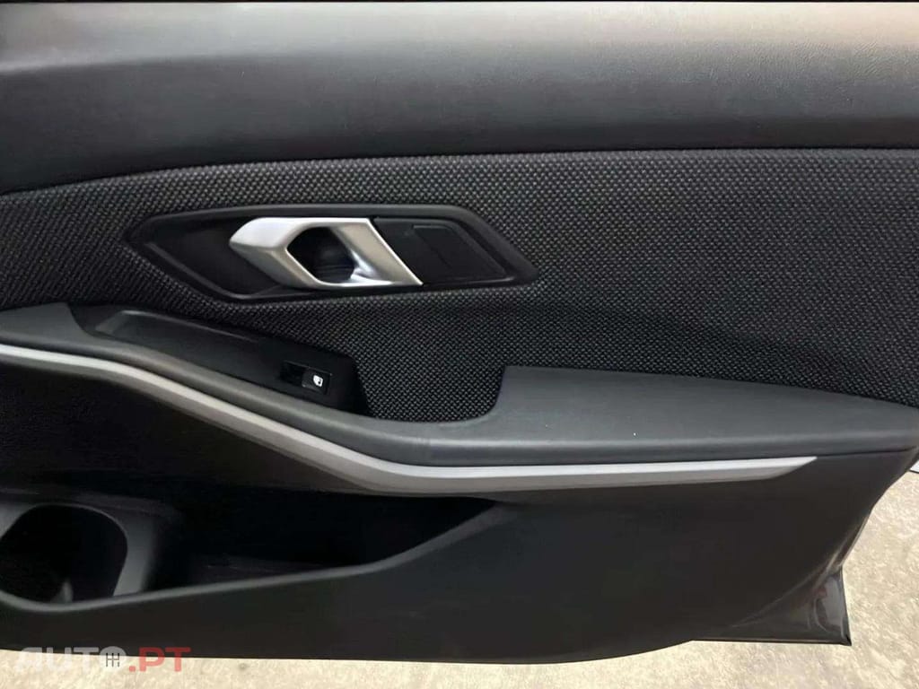 BMW 330 e Corporate Edition Auto